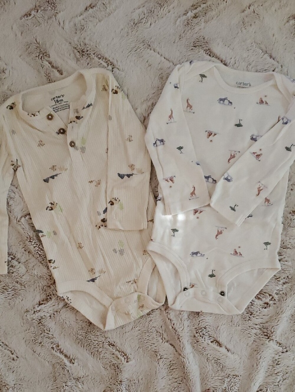 Carter's 18M Outfits-17 Pieces - Picture 7 of 7